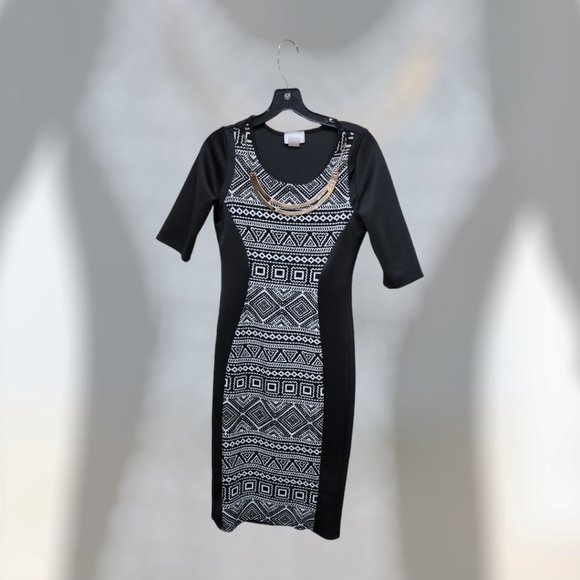 Meet your Posher, Yard Sale CGT Thrift Store - Picture 8 of 16